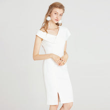 Charger l'image dans la galerie, Robe blanche fendue