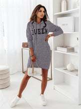 Charger l'image dans la galerie, Robes À Manches longues À Capuche Lettre Queen Sport Casual Robe